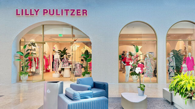 Image of storefront inside mall